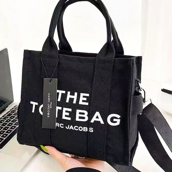 Medium 27cm \'The Tote Bag\' by Marc Jacobs